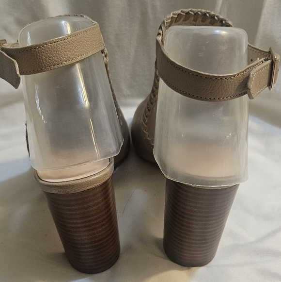 Kate Spade New York Orelene Taupe Block Heel Sandals Womens Sz 8.5M - Picture 3 of 9